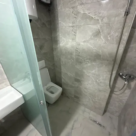 9apartaments Shengjin アパート